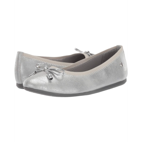 Girls Hush Puppies Kids Josie Flat (Little Kid/Big Kid)