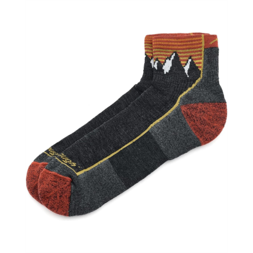 Mens Darn Tough Vermont Hiker 1/4 Midweight with Cushion