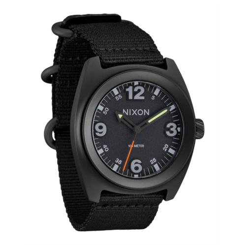 Nixon Clutch 42