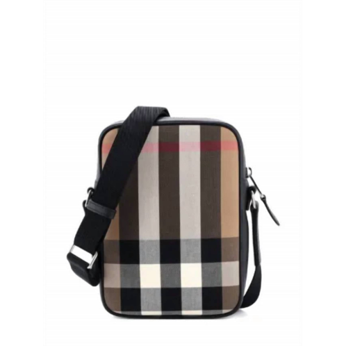 Burberry BE YOU. WITH US.