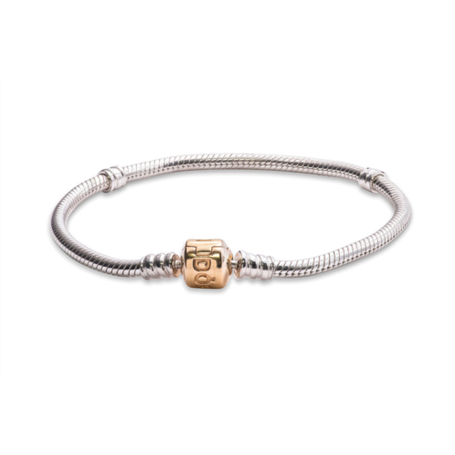 Pandora BE YOU. WITH US.