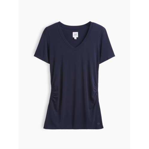 Maternity GapFit Breathe V-Neck T-Shirt