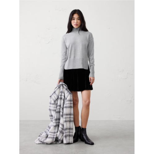 bananarepublic Perfectly Soft Turtleneck Sweater