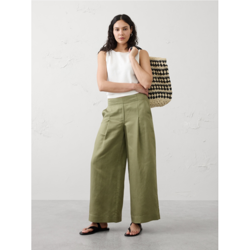 bananarepublic Wide-Leg Mid-Rise Pleated Pull-On Pant