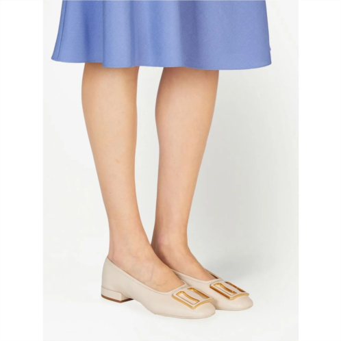 Ferragamo Ladies Beige Flats US Size 5.5