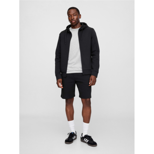 GapFit 8 Performance Shorts