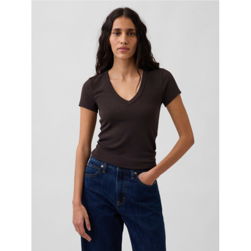 Gap Modern V-Neck T-Shirt