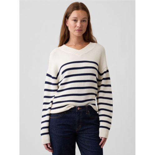 Gap Oversized V-Neck Sweater