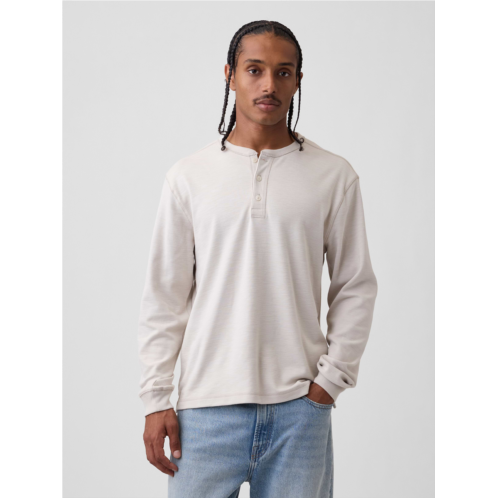 Gap Relaxed Henley T-Shirt