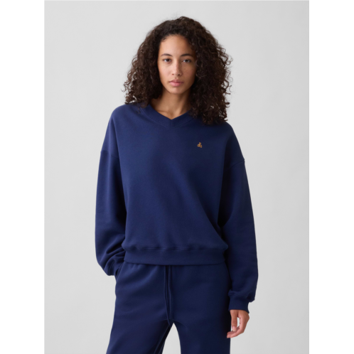 Gap Oversized Brannan Bear Wedge V-Neck Sweatshirt