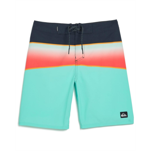 Quiksilver Kids Boys Everyday Panel (Big Kid)