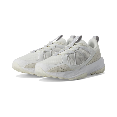 Womens New Balance Tektrel