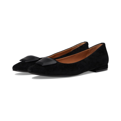 Gentle Souls by Kenneth Cole Hanette