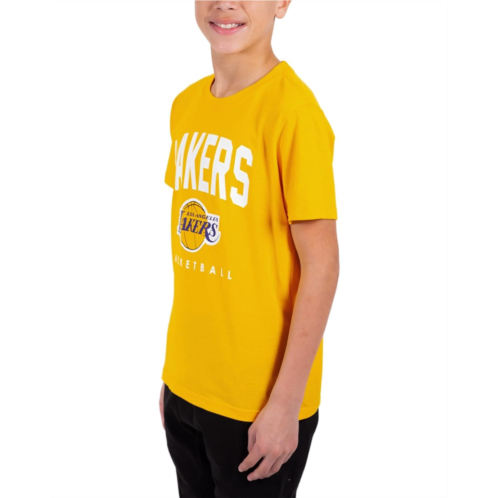 Boys Ultra Game NBA Official Arched Plexi Short Sleeve T-Shirt (Big Kid)