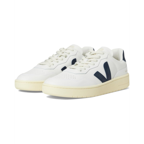 Mens VEJA V-90