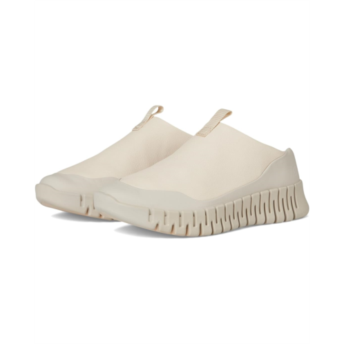 ECCO Gruuv Slip-On Sneaker