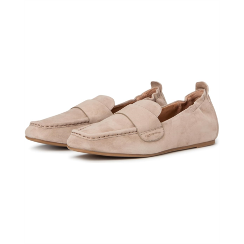 Womens Gentle Souls by Kenneth Cole Sophie