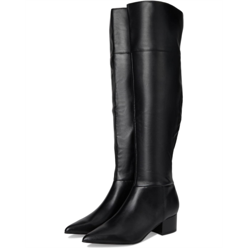 Nine West Maner