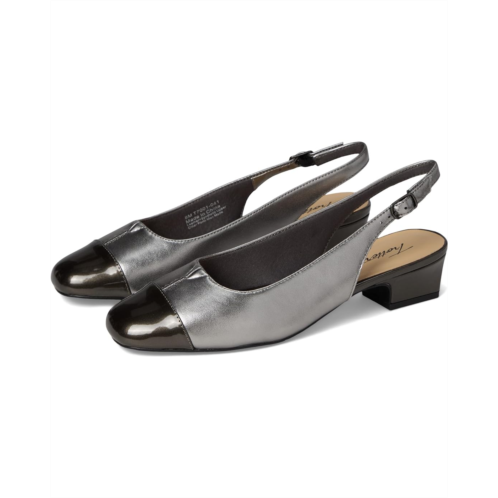 Womens Trotters Dea