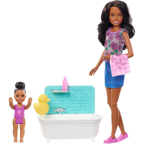 Barbie Skipper Babysitters Inc. Playset with Bathtub Babysitting Skipper Doll and Small Toddler Doll with Button to Move Arms and Splash Plus Themed Accessories Gift for 3 to 7