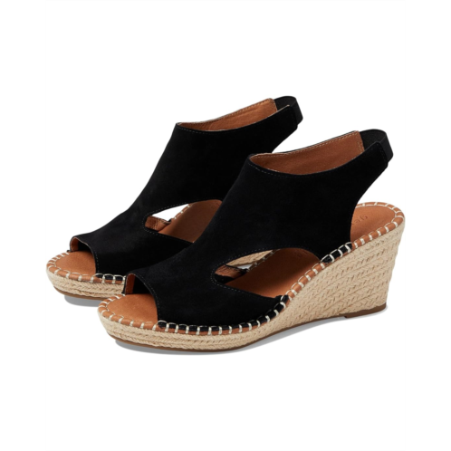 Womens Gentle Souls by Kenneth Cole Cody