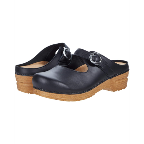 Womens Sanita Chester