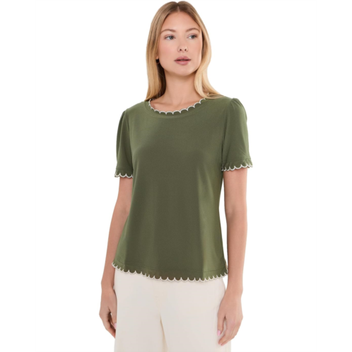 Womens CeCe Puff Short Sleeve Top With Scallop Neck And Cuff