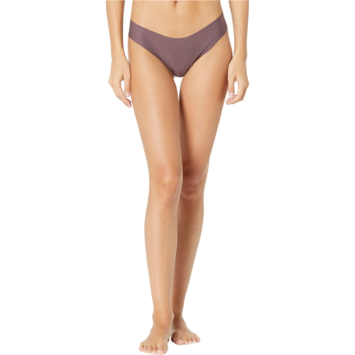 Womens Commando Butter Mid Rise Thongs CT16