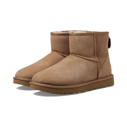 Womens UGG Classic