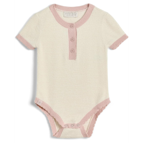 Girls Barefoot Dreams Kids Scalloped Onesie (Infant)