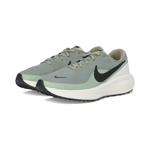 Nike Revolution 8