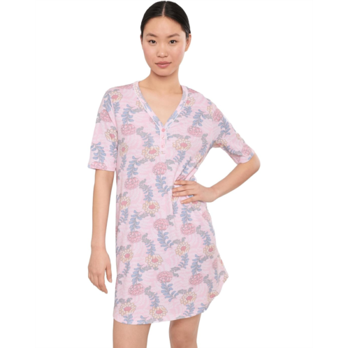 Vince Camuto Short Sleeve Crew Neck Blouse