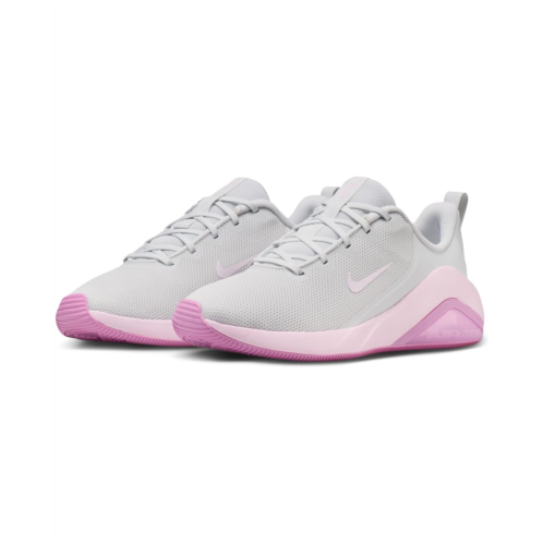 Nike Bella 7