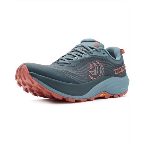 Womens Topo Athletic Pursuit 3