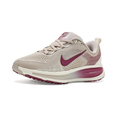 Kids Nike Kids Vomero 18 (Little Kid/Big Kid)