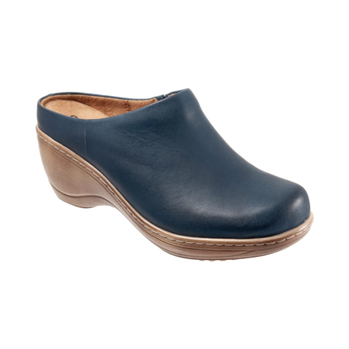 Womens SoftWalk Madison