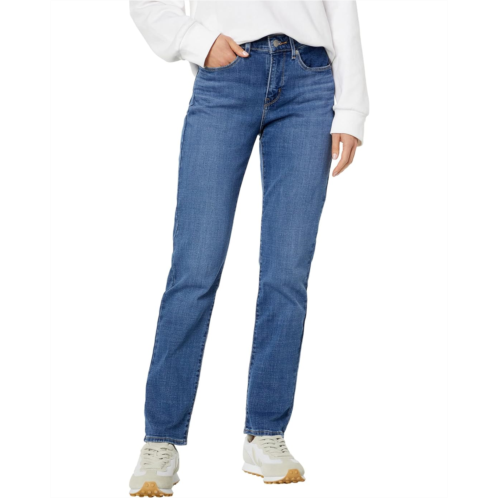 Womens Levis Womens Classic Straight Jeans