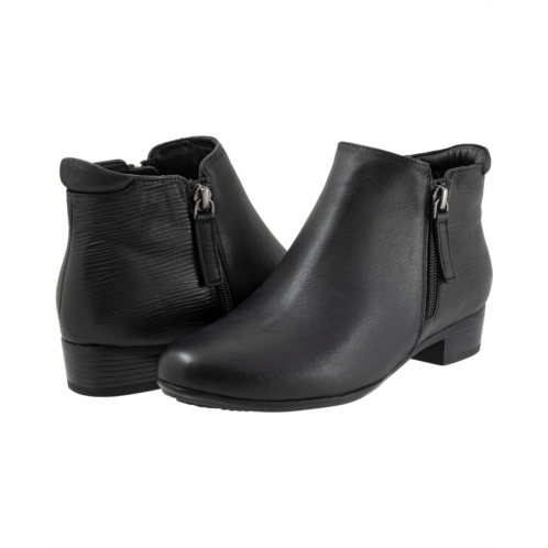 Trotters Major Embossed