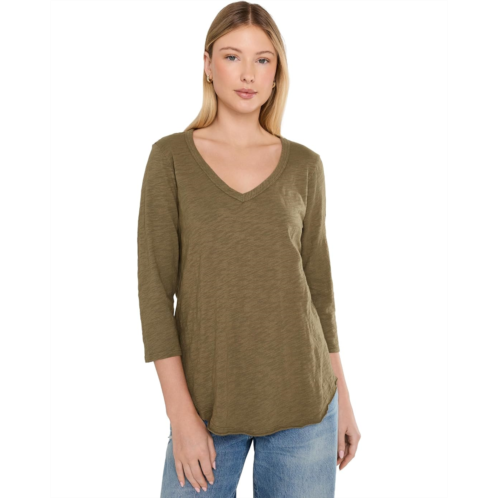 Womens Mod-o-doc 3/4 Sleeve V-Neck Tee with Curved Hem