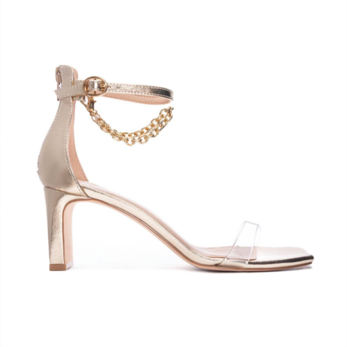CHINESE LAUNDRY womens yara ankle strap sandal in gold