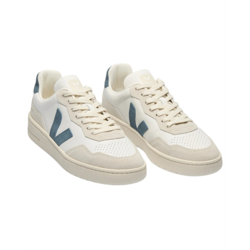 VEJA v-90 leather & suede sneaker