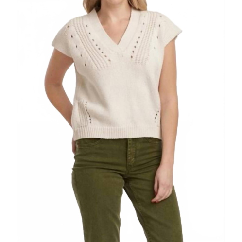 DEAR JOHN DENIM una v-neck sleeveless sweater in ivory