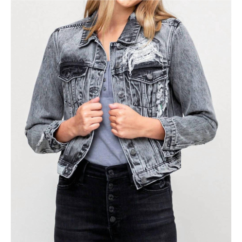 VERVET BY FLYING MONKEY kimber distressed patched denim jacket in gray