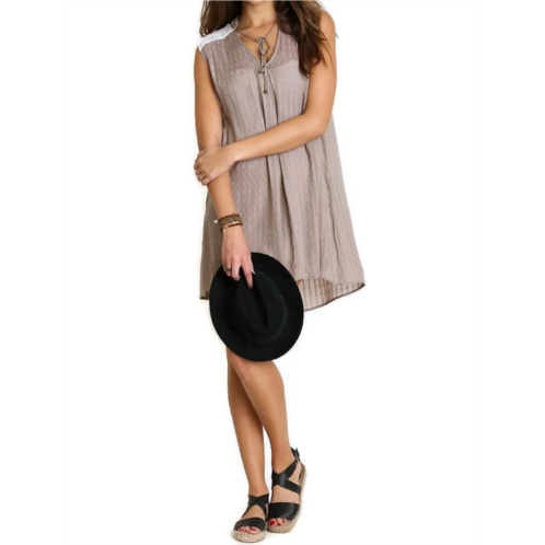 Umgee bohemian lace sleeveless dress in mocha