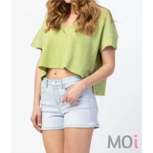 Judy Blue mid rise shorts in rainbow thread