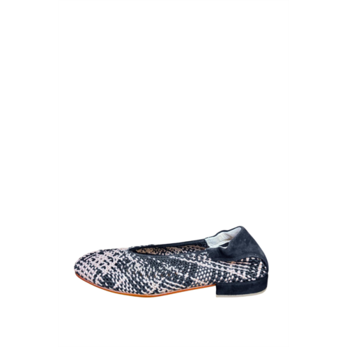 Softwaves womens stella flats in black/tan