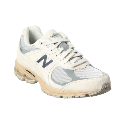 New Balance suede sneaker