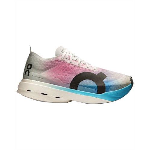 On Running cloudboom strike Running shoe