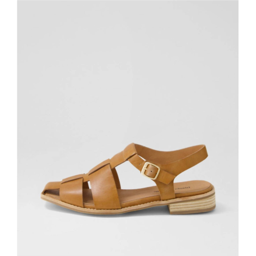 Django & Juliette womens agotary leather flat shoes in tan