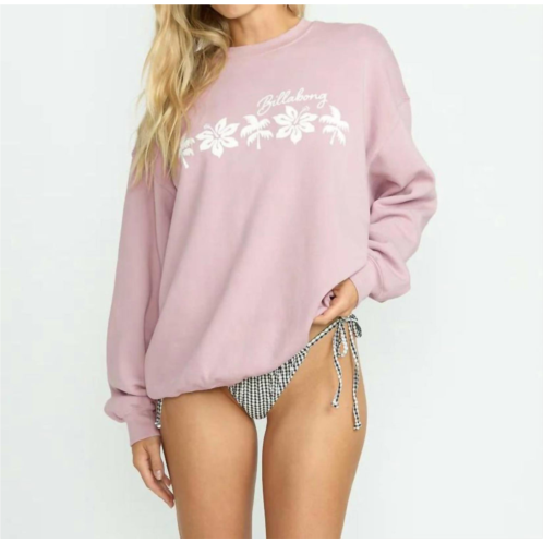 Billabong ride in crew sweatshirt in haze